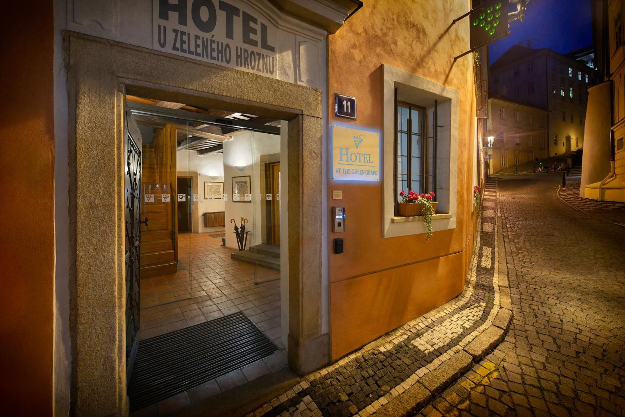 At The Grape 4* Praha