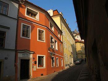 At The Grape Hotel Praha
